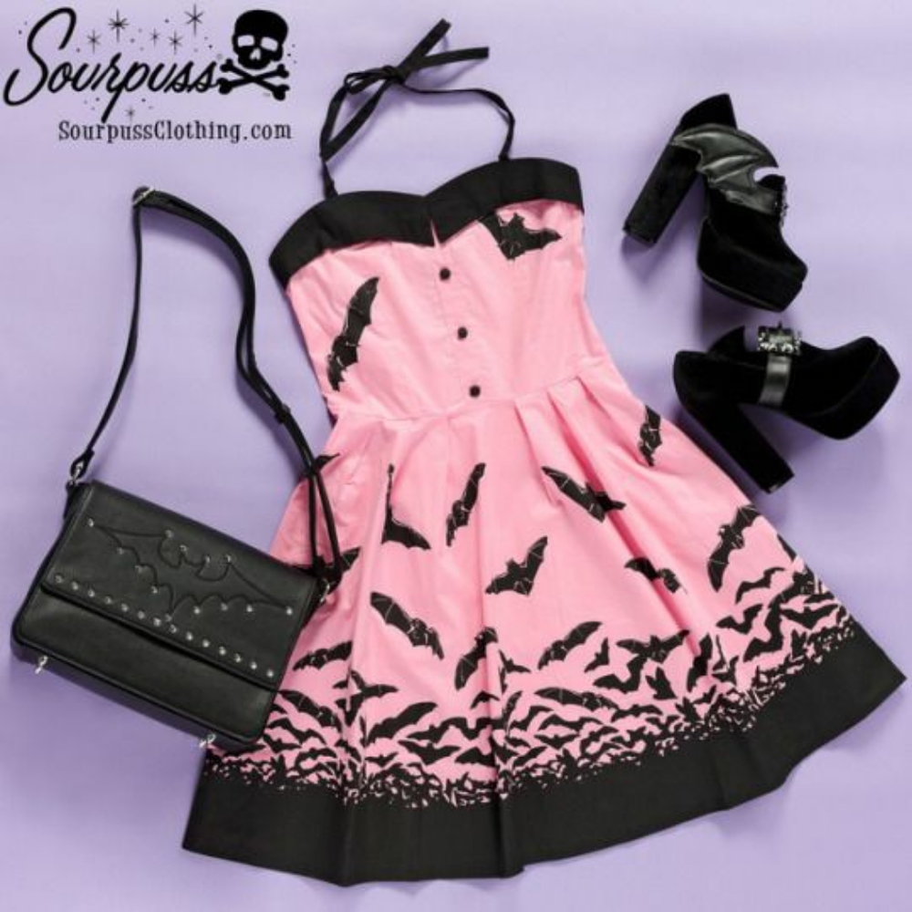Sourpuss Retro Rockabilly Pink Bat dress